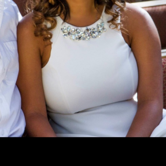 Worn once. White with jewels, zip up dress - Picture 4 of 4